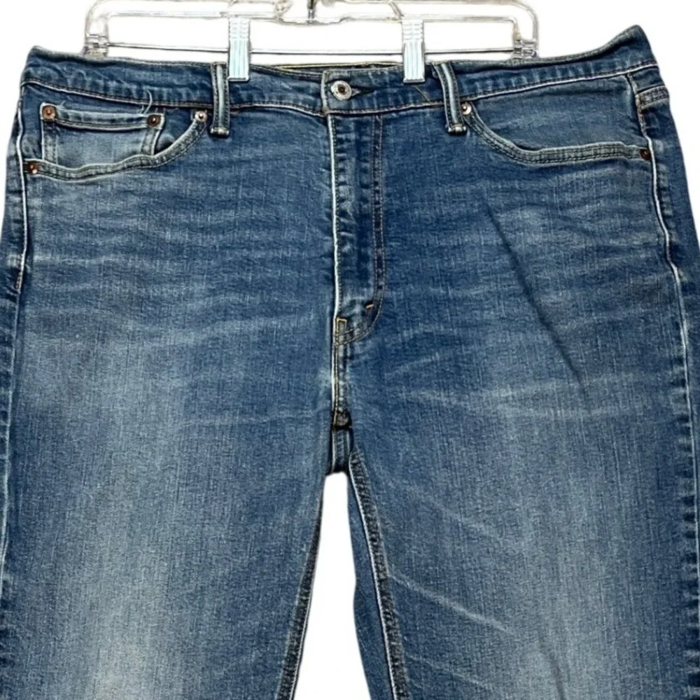 Levi's 541 Jeans Mens‎ 38x34 Medium Wash Blue Denim 5 Pocket Athletic Taper